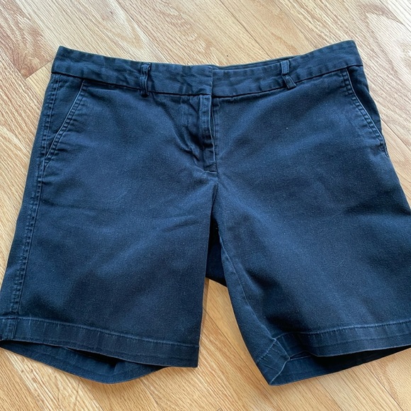 Land N Sea Pants - Land ‘N Sea black shorts. 98% cotton 3% spandex. Inseam 8 inches